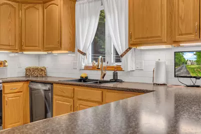 28 Hobbs Drive, New Gloucester, ME 04260 - Photo 10
