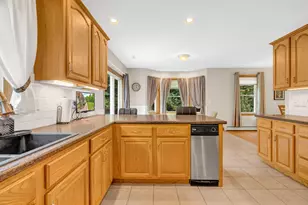 28 Hobbs Dr, New Gloucester, ME 04260 - Photo 12