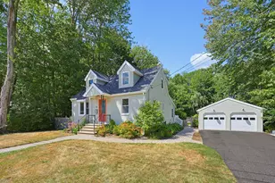 55 Aldworth St, Portland, ME 04103 - Photo 2