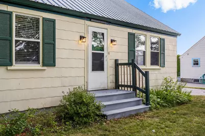 11 Charles Street, Winthrop, ME 04364 - Photo 4