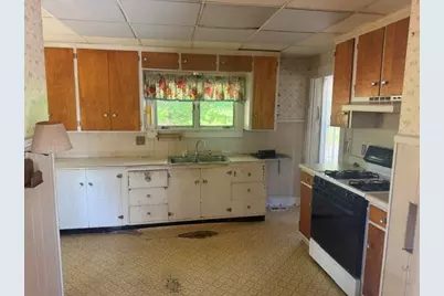 1025 Commercial Street, Rockport, ME 04856 - Photo 10