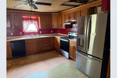 21 Hillside Avenue, Waterville, ME 04901 - Photo 4