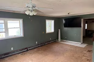 21 Hillside Ave, Waterville, ME 04901 - Photo 16