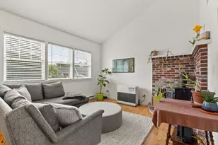 8 Riverbend Dr, Yarmouth, ME 04096 - Photo 6