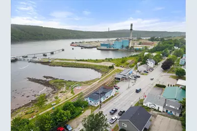 124 Main Street, Bucksport, ME 04416 - Photo 42