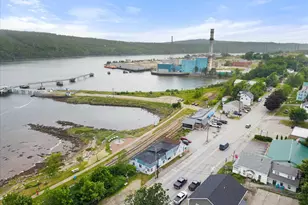 124 Main St, Bucksport, ME 04416 - Photo 42
