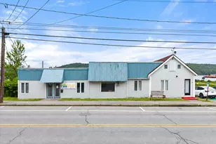 124 Main St, Bucksport, ME 04416 - Photo 2