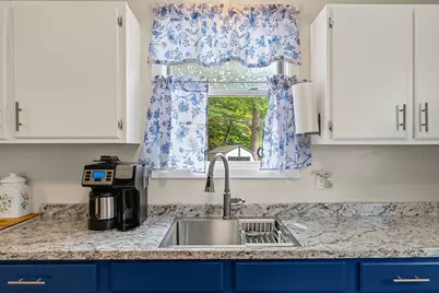 154 Rideout Avenue, Lewiston, ME 04240 - Photo 4