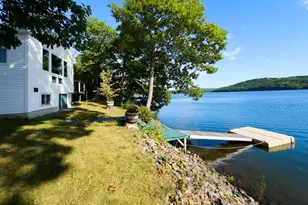 127 Lake View Dr, Rockland, ME 04841 - Photo 1