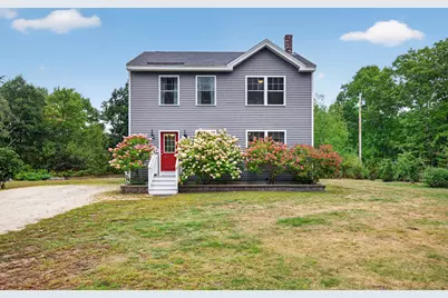 31 Middle Road, Kennebunk, ME 04043 - Photo 2