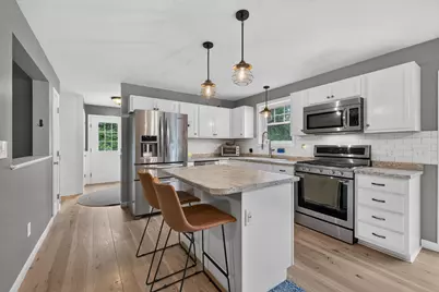 31 Middle Road, Kennebunk, ME 04043 - Photo 4