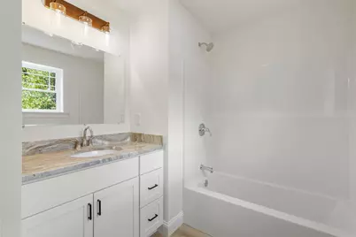 15 Lane Avenue, Portland, ME 04103 - Photo 18