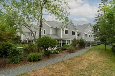 79 E Ridge Road #208, Southwest Harbor, ME 04679 - Photo 4
