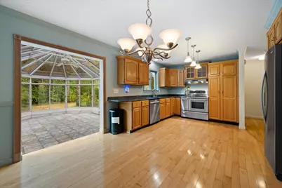 125 Yankee Avenue, Bangor, ME 04401 - Photo 8