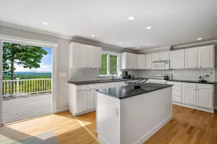 41 Browns Ave, Sedgwick, ME 04676 - Photo 10