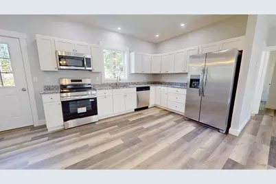 31 Jennifer Avenue, Greene, ME 04236 - Photo 2