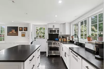 154 Main Street, Kennebunkport, ME 04046 - Photo 10