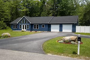 27 Richmond Rd, Turner, ME 04282 - Photo 2