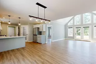 27 Richmond Rd, Turner, ME 04282 - Photo 8