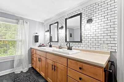 10 Lloyd Road, Waterville, ME 04901 - Photo 32
