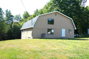 60 Maple St, Farmingdale, ME 04344 - Photo 1