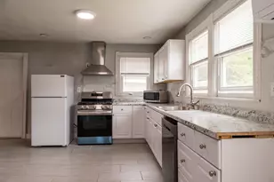 449 Main St, South Portland, ME 04106 - Photo 36