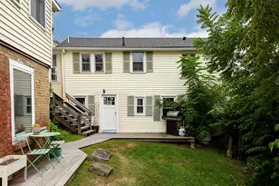21 Government St, Kittery, ME 03904 - Photo 4