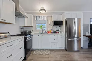 59 Blackberry Pl, Kittery, ME 03904 - Photo 4