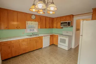 31 Wheelden Heights, Hampden, ME 04444 - Photo 6