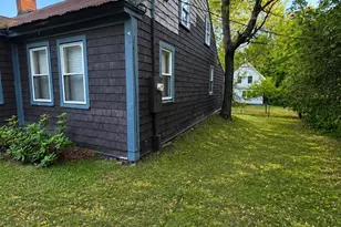 31 Pleasant St, Sanford, ME 04083 - Photo 4
