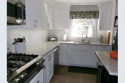 140 Hogan Road, Lewiston, ME 04240 - Photo 8