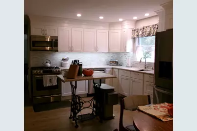 140 Hogan Road, Lewiston, ME 04240 - Photo 10