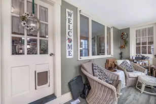 210 Middle St, Farmington, ME 04938 - Photo 6