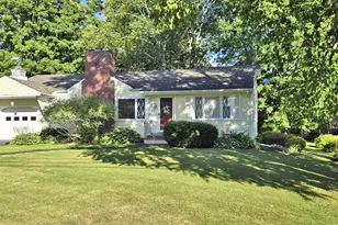 39 Bowdoin St, Houlton, ME 04730 - Photo 6