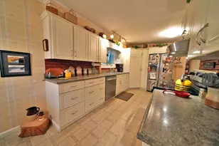39 Bowdoin St, Houlton, ME 04730 - Photo 18