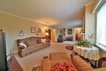39 Bowdoin Street, Houlton, ME 04730 - Photo 12