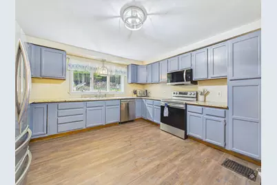 945 & 949 Main Street, Wayne, ME 04284 - Photo 14