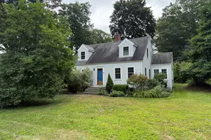 40 Stonybrook Rd, Cape Elizabeth, ME 04107 - Photo 1