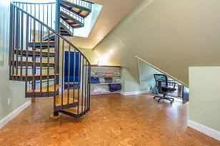 106 Sherman St, Portland, ME 04101 - Photo 16