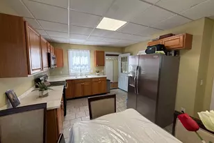 651 Pleasant St, Lewiston, ME 04240 - Photo 4