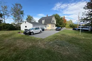 651 Pleasant St, Lewiston, ME 04240 - Photo 18