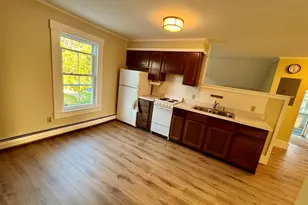 7 Spring St, Brunswick, ME 04011 - Photo 8