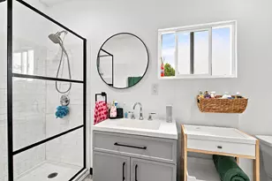 18 Fountain St, Gardiner, ME 04345 - Photo 52
