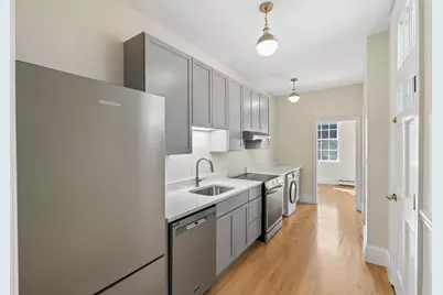140 Pine Street #2, Portland, ME 04102 - Photo 4