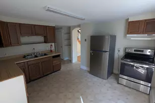 3 Dean St, Bangor, ME 04401 - Photo 4