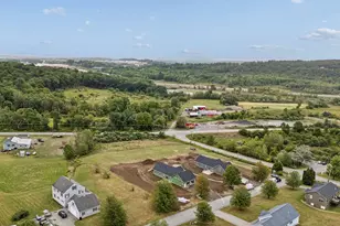 3 Sunrise Dr, Hallowell, ME 04347 - Photo 10