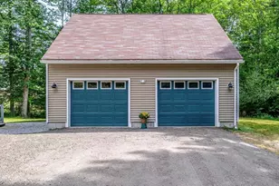 74 Webster Rd, Freeport, ME 04032 - Photo 4