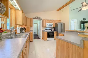 40 Rockwood Ln, Hollis, ME 04042 - Photo 14