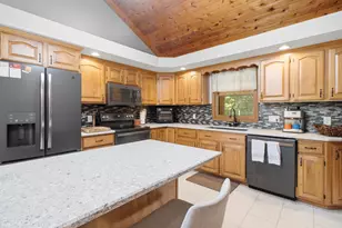 14 Randall Rd, Winslow, ME 04901 - Photo 6