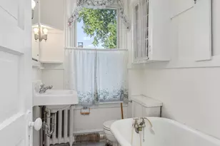 16 Webb St, Portland, ME 04102 - Photo 32